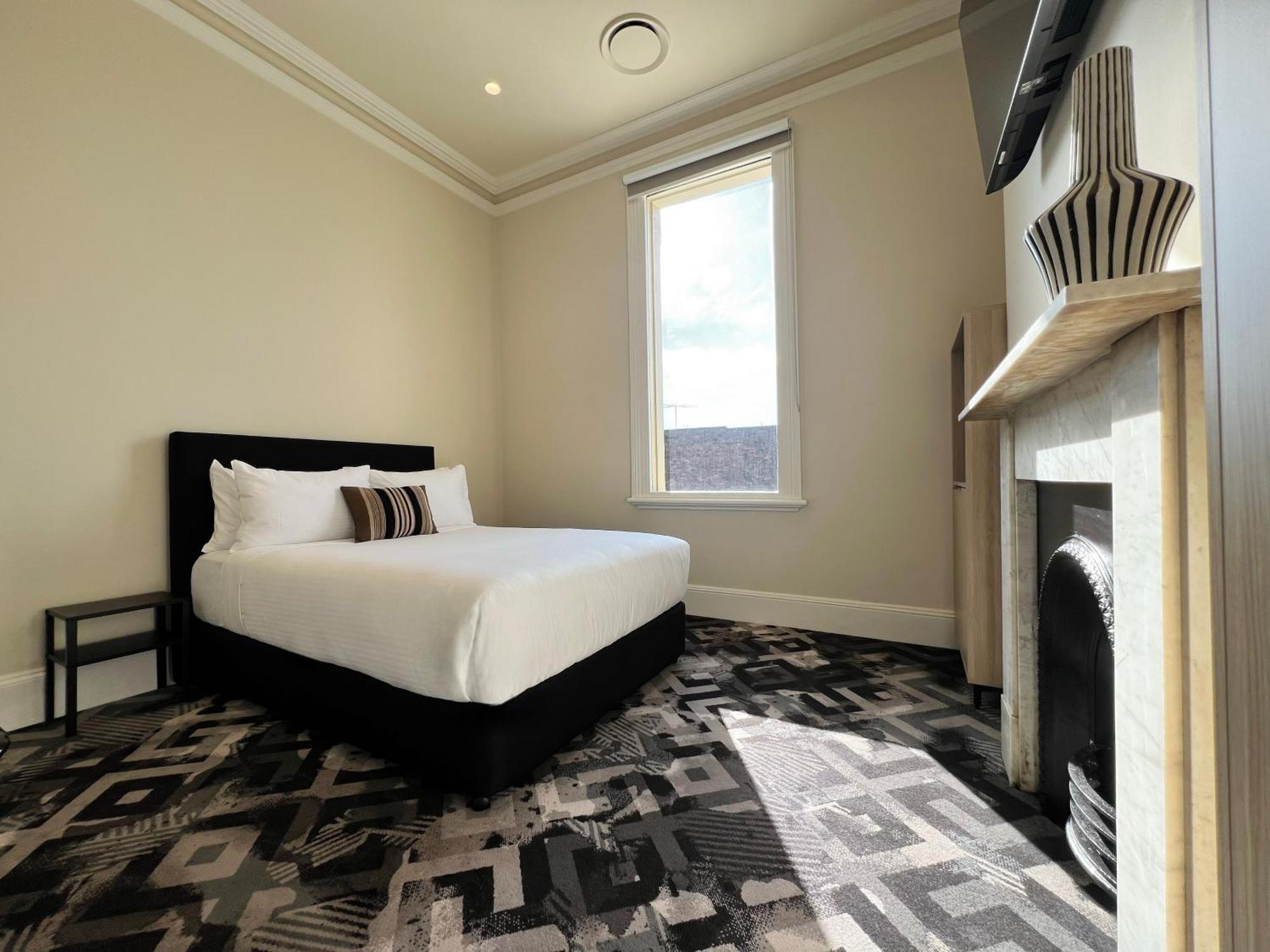 Double Room with Shared Bathroom,1638428034:JPEG