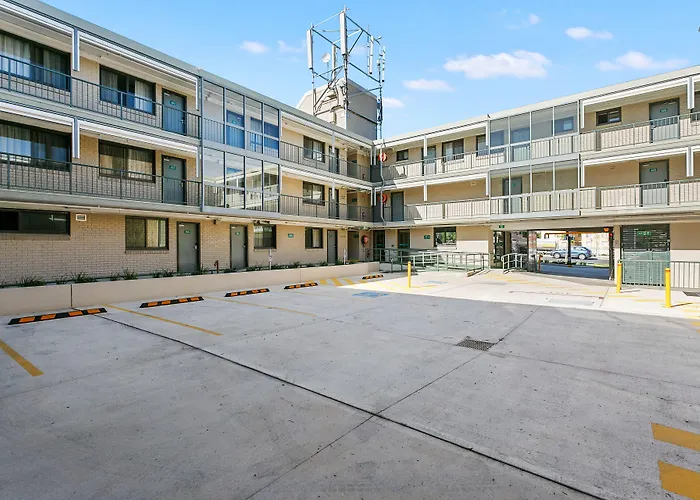 Quality Inn Sunshine Haberfield