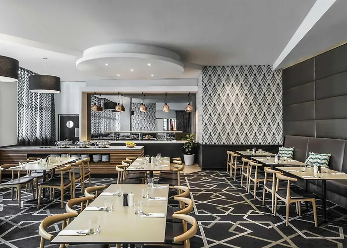 Romantic hotel: Mantra Parramatta